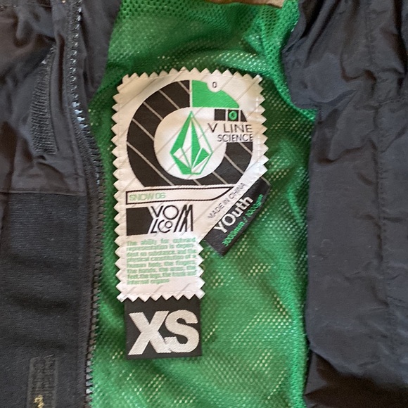 Volcom Youth XS Ski Snowboard Jacket - Picture 2 of 8